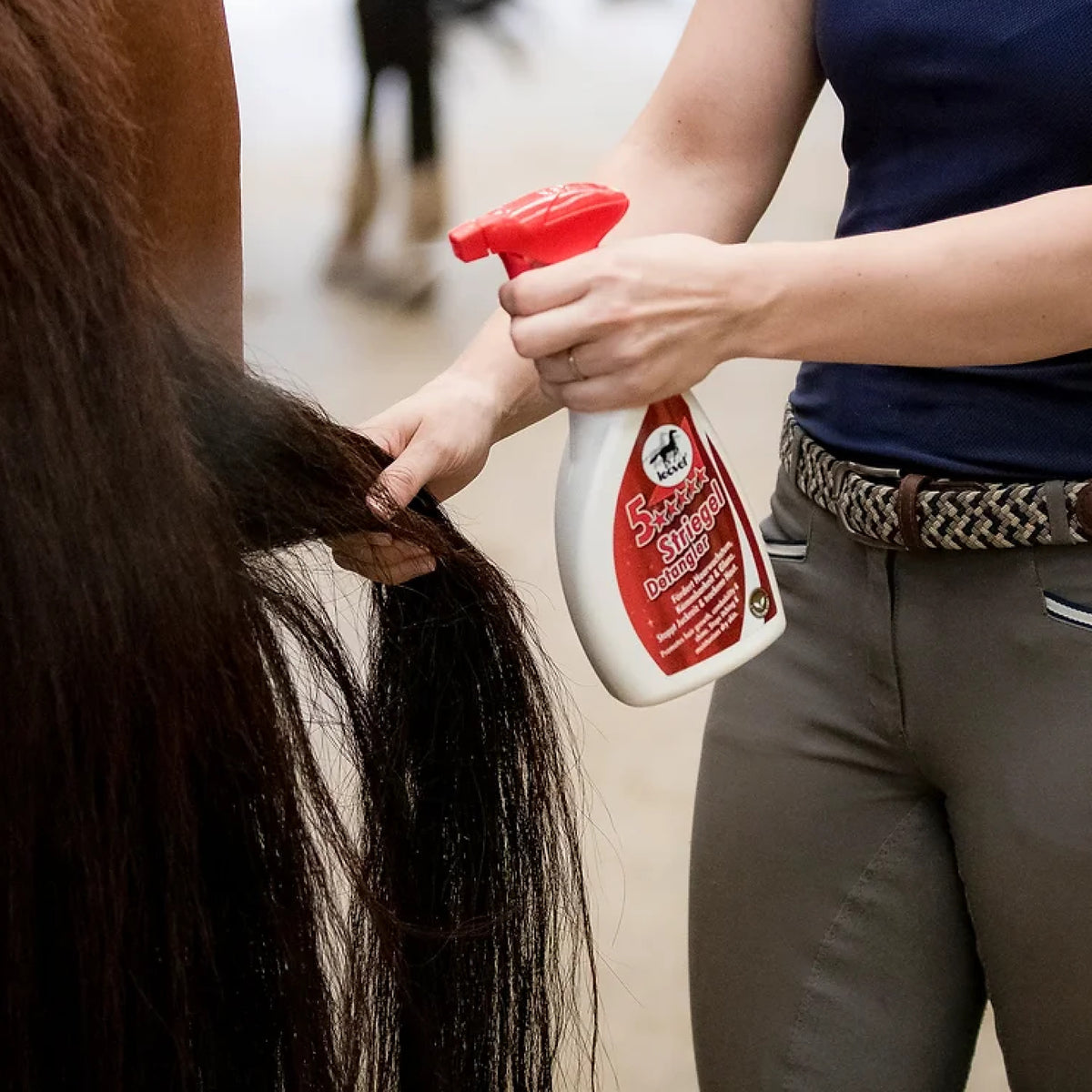 Leovet 5-Star Detangler i 550 ml flaske til heste – billede 2