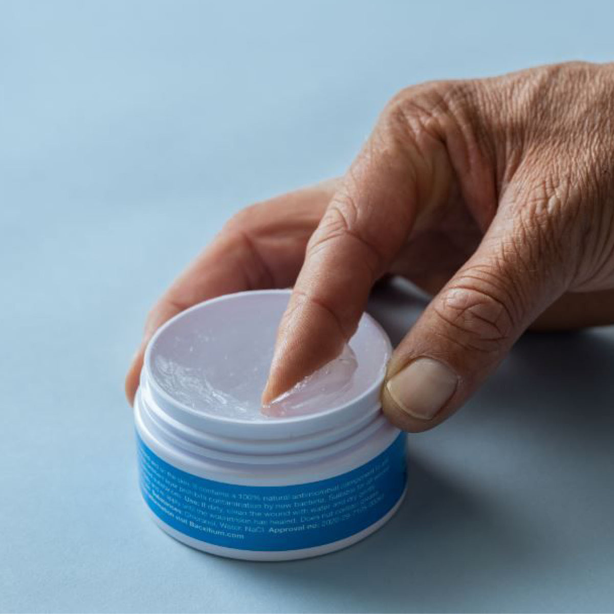 Bacxitium Desinficerende Sårsalve i 100 ml flaske til heste – billede 2
