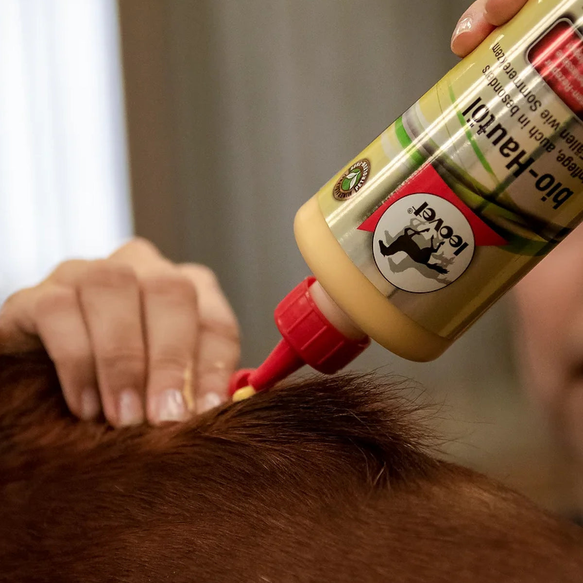 Leovet Bio-Skin Oil Anti Kløe i 500 ml flaske til heste – billede 2