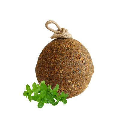 Unika Balls Herbs i 1,8 kg pose til heste fra EKKIA SAS